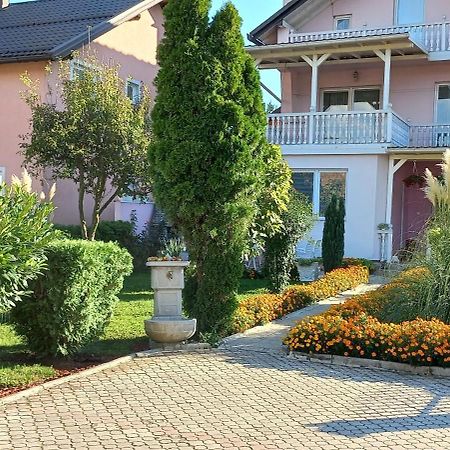 Holiday Home Peaceful Retreat Visoko Extérieur photo