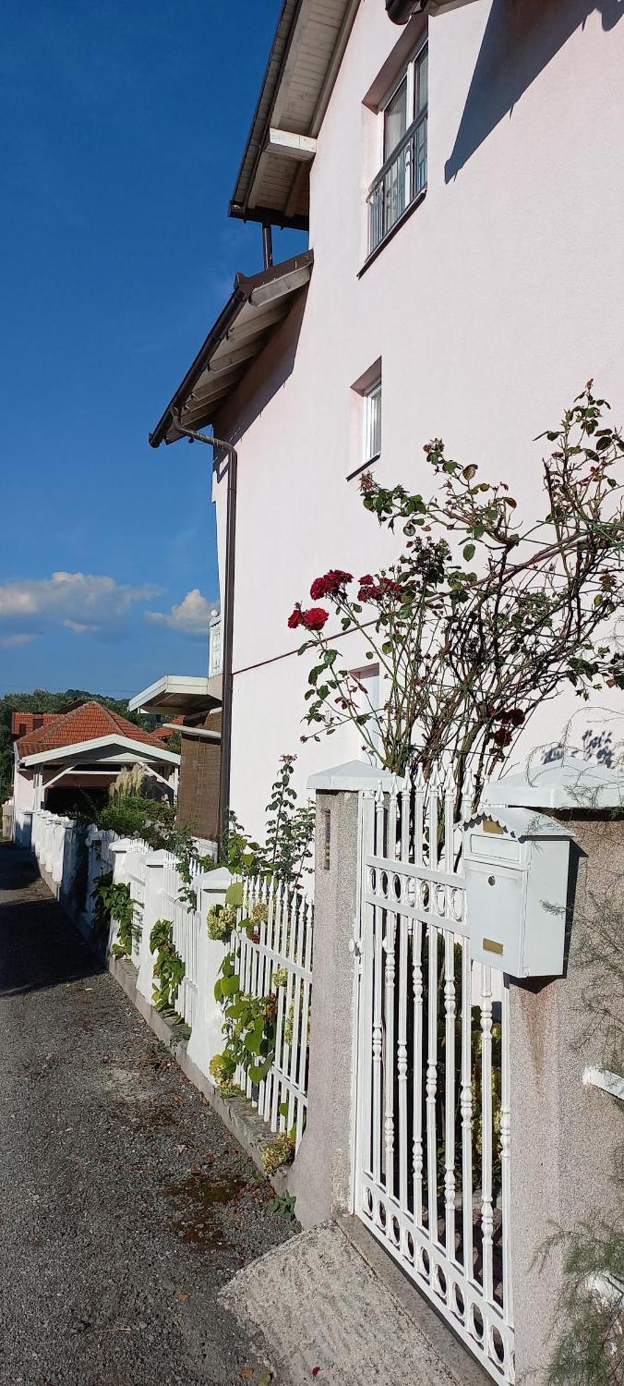 Holiday Home Peaceful Retreat Visoko Extérieur photo