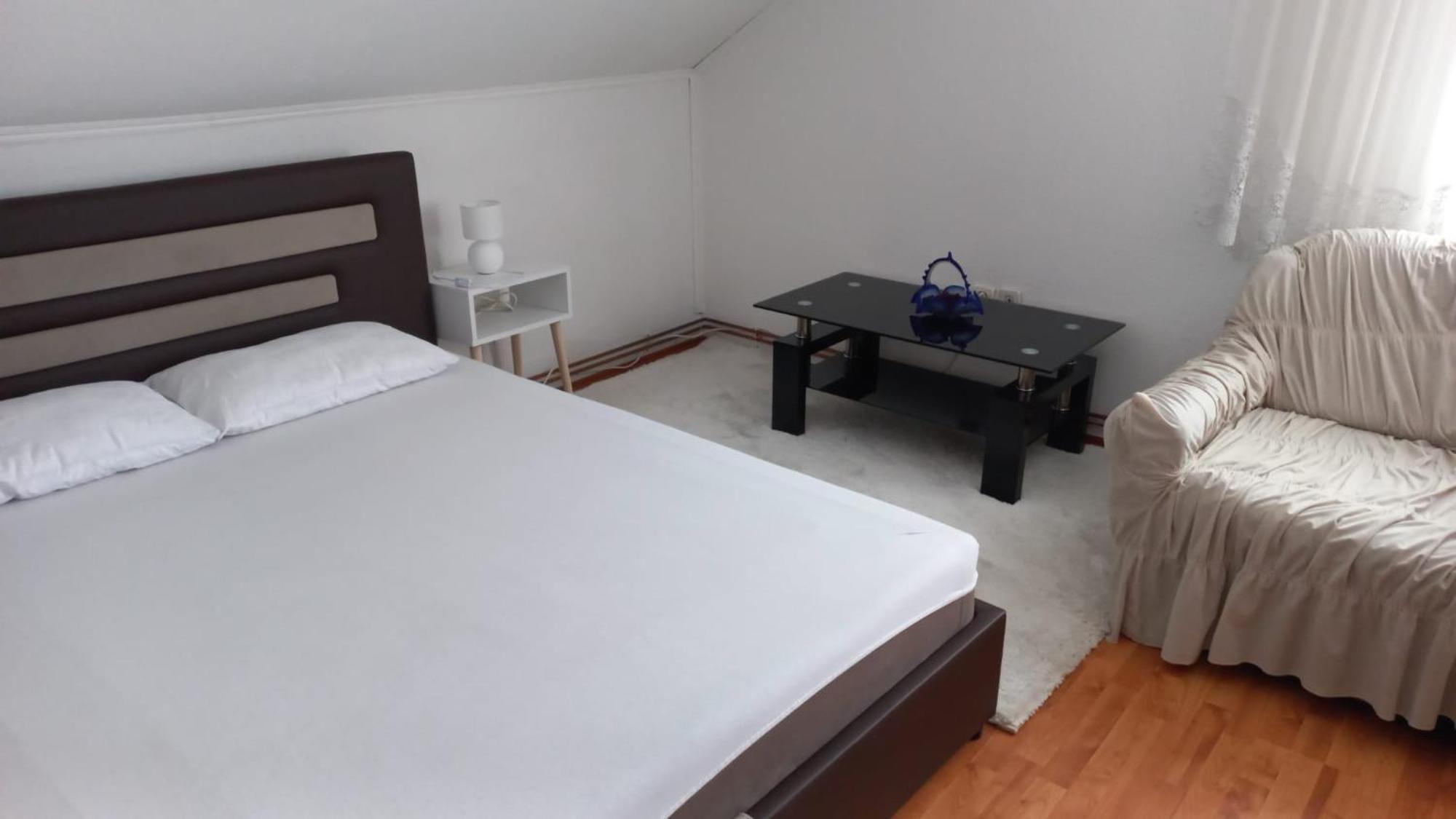 Holiday Home Peaceful Retreat Visoko Extérieur photo