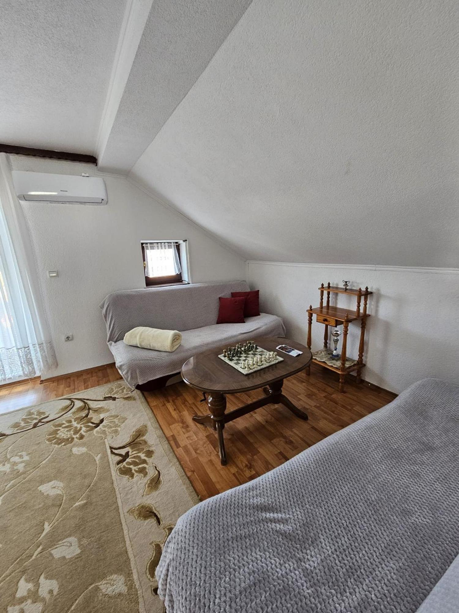Holiday Home Peaceful Retreat Visoko Extérieur photo